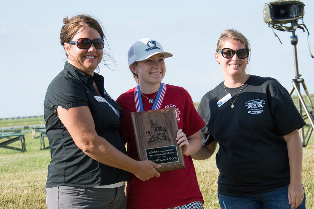 Leah Martin, teammate of Sawyer Williams and Sam Payne, earned the High Woman award in the T-Class during the event.
