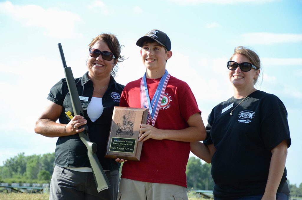 Sawyer Williams fired a score of 588-28x to become the High Junior of the T-Class